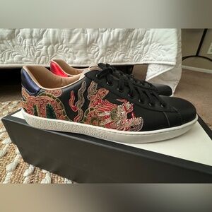 Gucci Nappa Dragon Embroidered Mens New Ace Sneakers